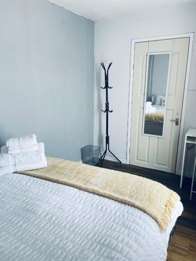 Small Doble, Shared House Filton ภายนอก รูปภาพ